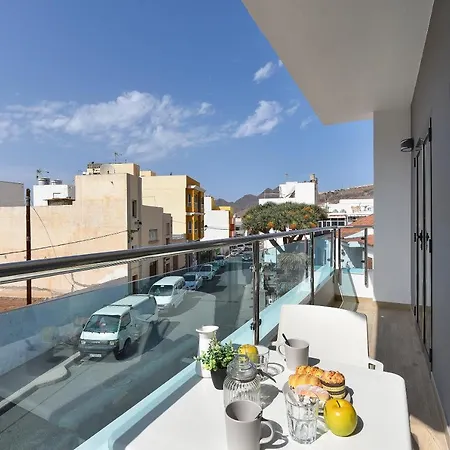 Apartamento Starlight La Aldea I *